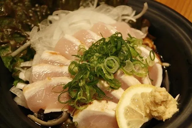 親鶏ももたたき